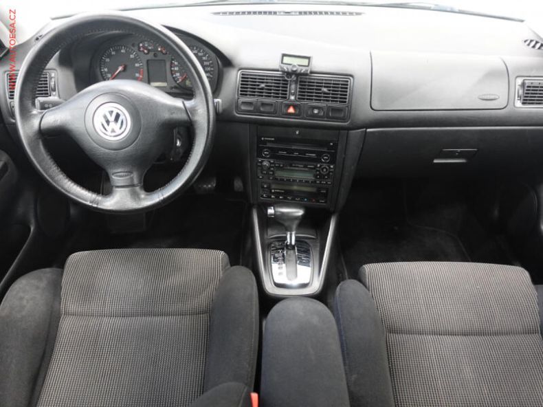 Volkswagen Golf - hlavní fotka