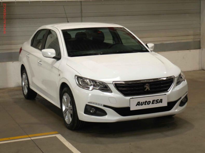 Peugeot 301 - hlavní foto