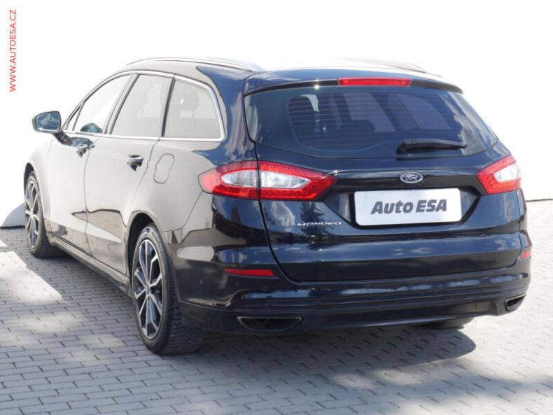 Ford Mondeo - hlavní fotka