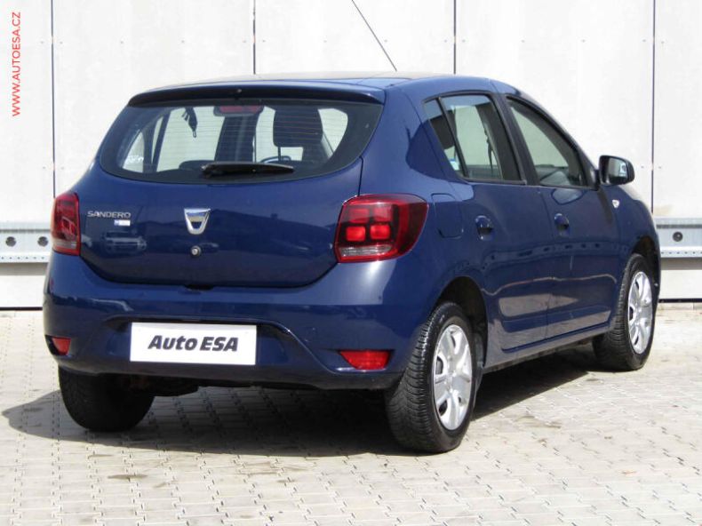 Dacia Sandero - hlavní fotka