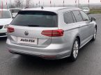 Volkswagen Passat - fotka číslo 5