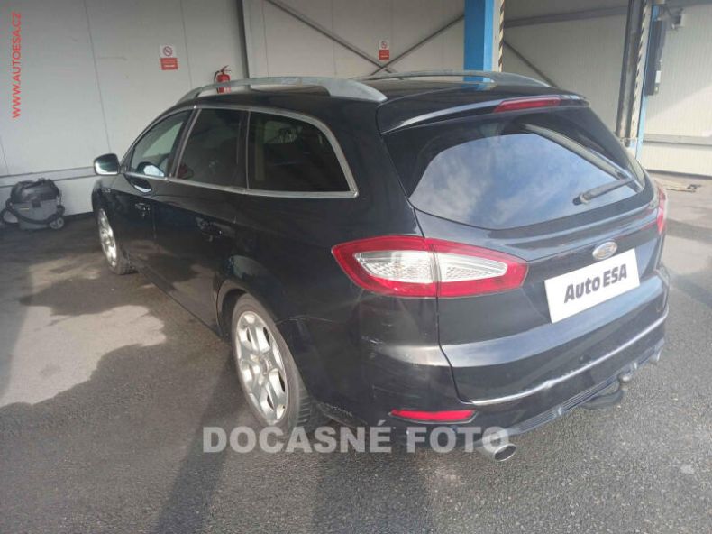 Ford Mondeo - hlavní fotka