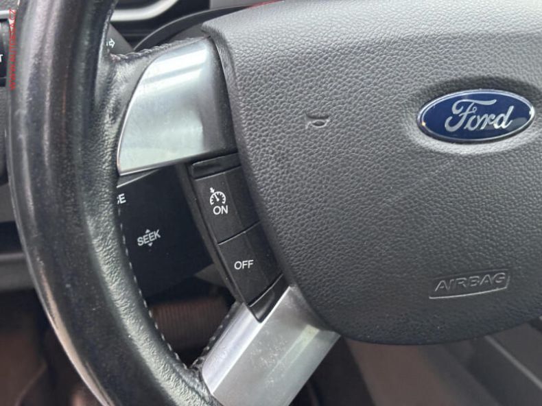 Ford Kuga - hlavní fotka