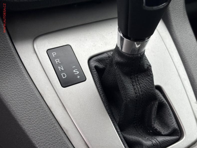 Ford Kuga - hlavní fotka