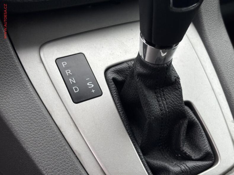 Ford Kuga - hlavní fotka