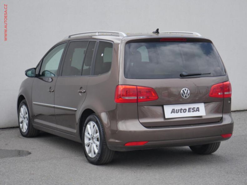 Volkswagen Touran - hlavní fotka