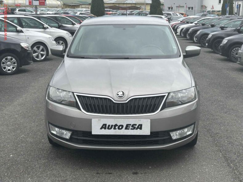 Škoda Rapid - hlavní fotka