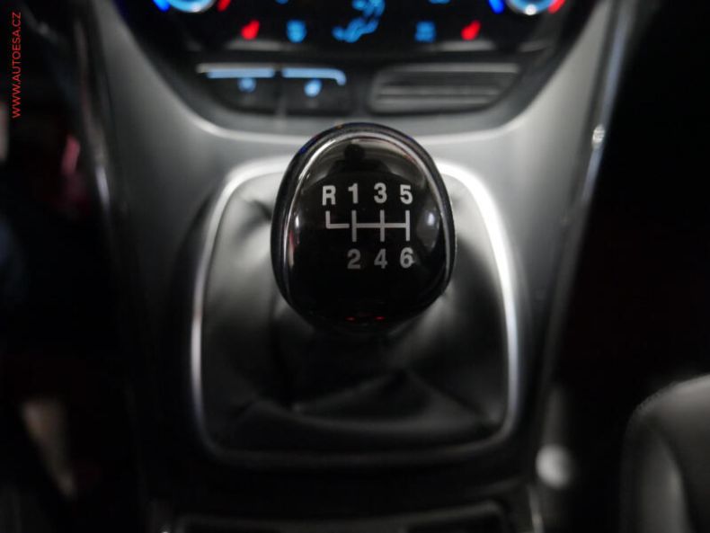 Ford Kuga - hlavní fotka