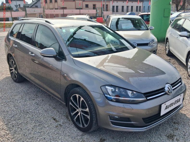 Volkswagen Golf - hlavní fotka inzerátu