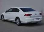Volkswagen Passat - fotka číslo 5