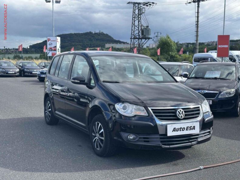 Volkswagen Touran - hlavní foto