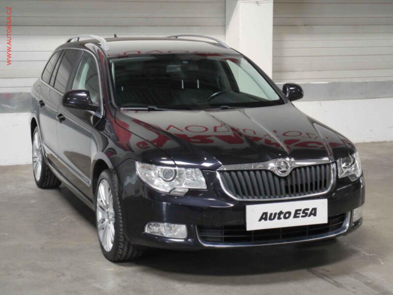 Škoda Superb - hlavní foto