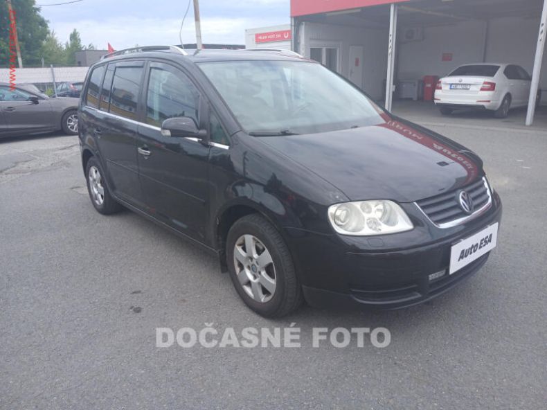 Volkswagen Touran - hlavní foto
