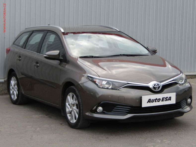 Toyota Auris - hlavní fotka inzerátu