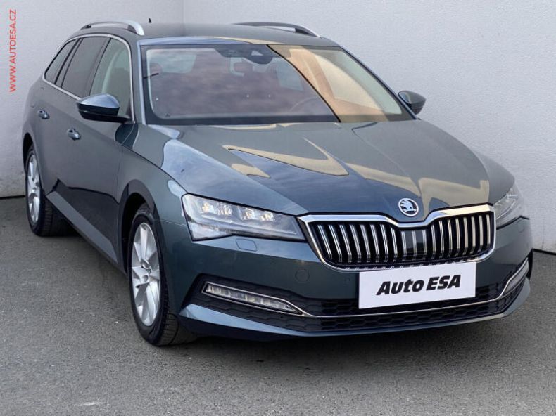 Škoda Superb - hlavní foto