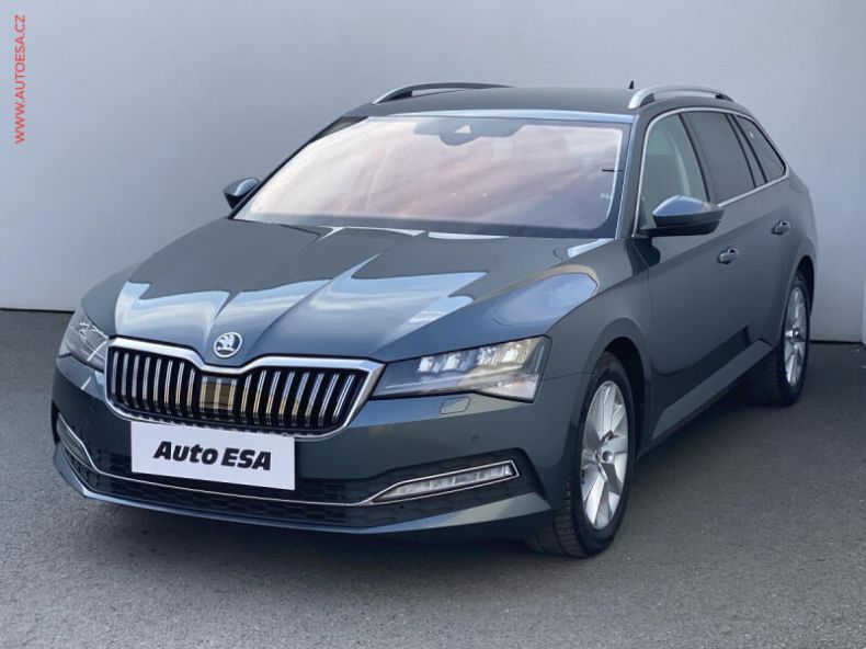 Škoda Superb - hlavní fotka
