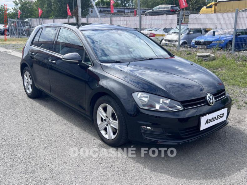 Volkswagen Golf - hlavní fotka inzerátu