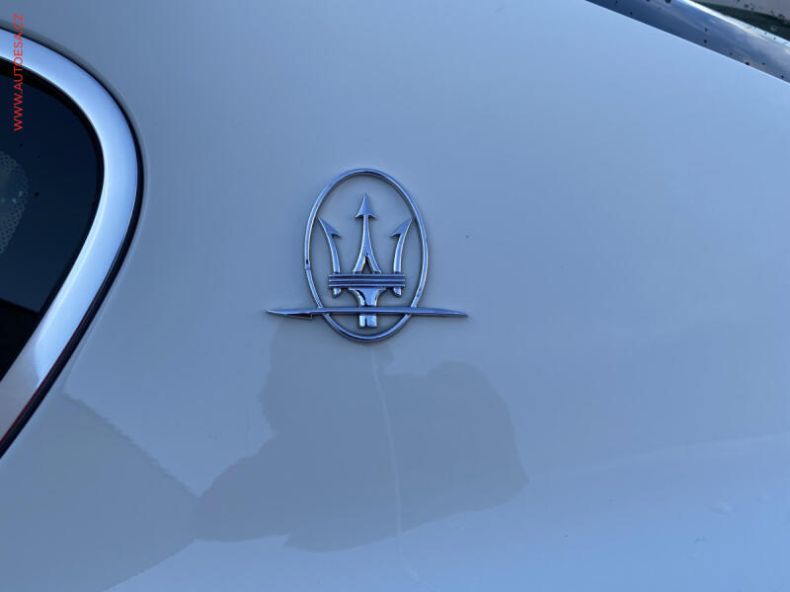 Maserati Granturismo - hlavní fotka