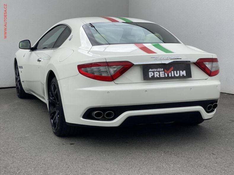Maserati Granturismo - hlavní fotka
