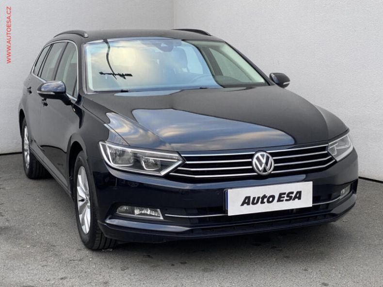 Volkswagen Passat - hlavní foto