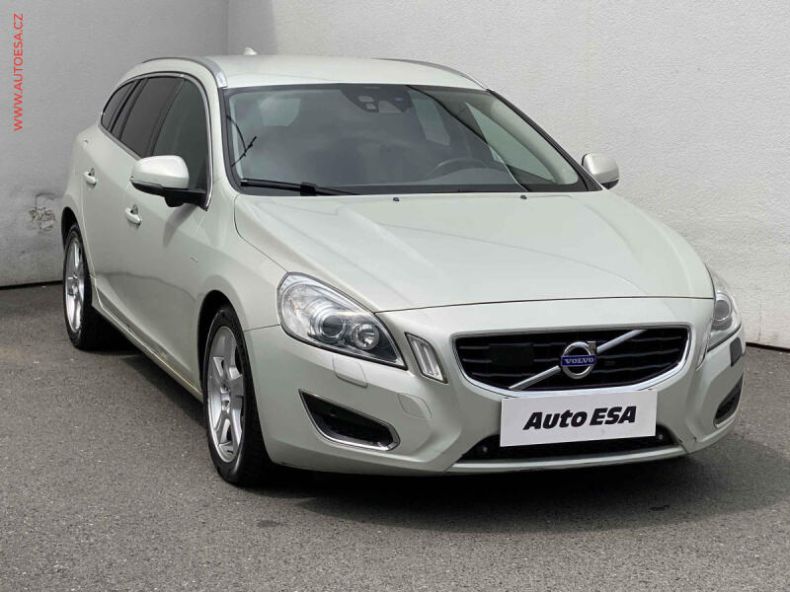 Volvo V60 - hlavní fotka inzerátu