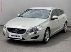 Volvo V60 - fotka číslo 2