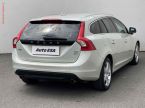Volvo V60 - fotka číslo 3