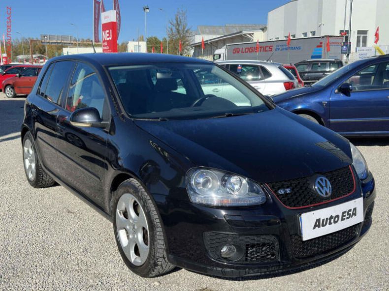 Volkswagen Golf - hlavní fotka inzerátu