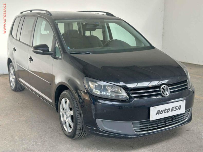 Volkswagen Touran - hlavní fotka