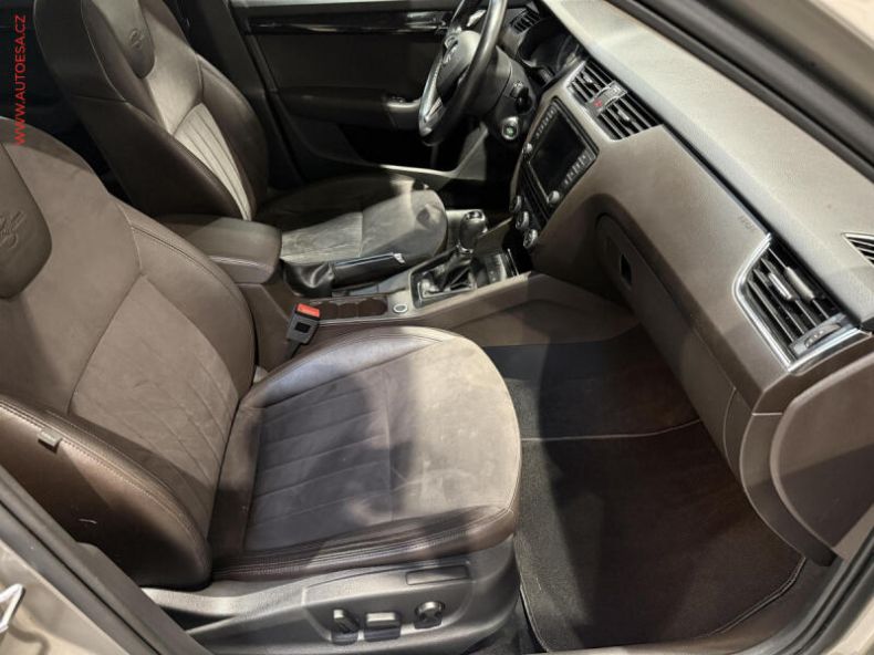 Škoda Octavia - hlavní fotka