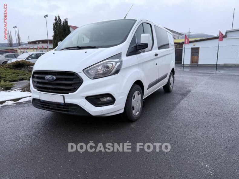 Ford Transit - hlavní foto