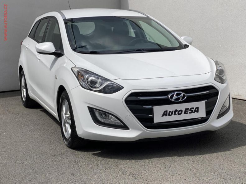 Hyundai i30 - hlavní foto