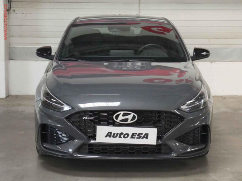 Hyundai i30 - hlavní fotka