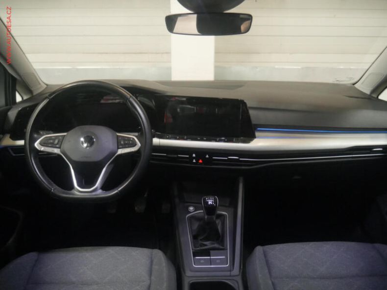 Volkswagen Golf - hlavní fotka