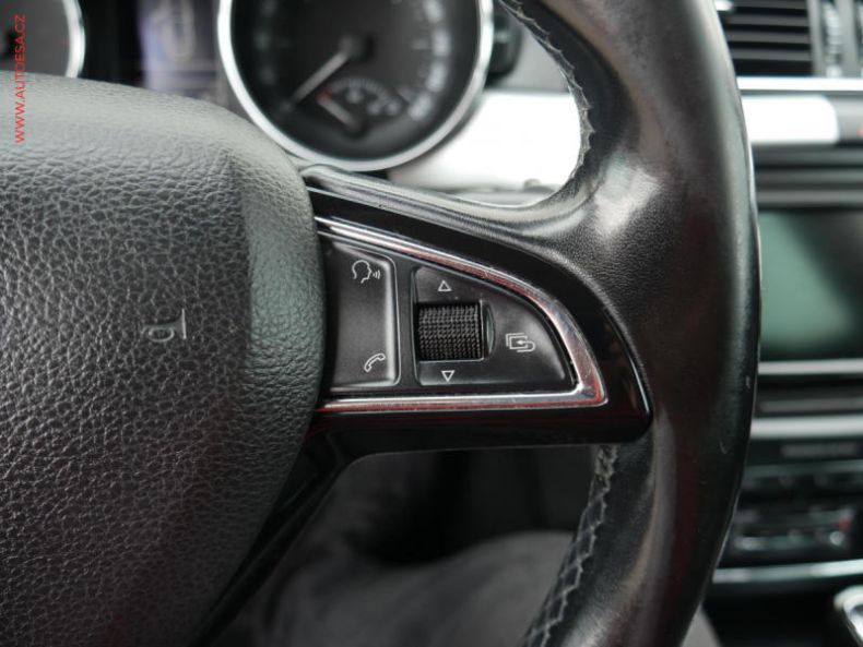 Škoda Superb - hlavní fotka