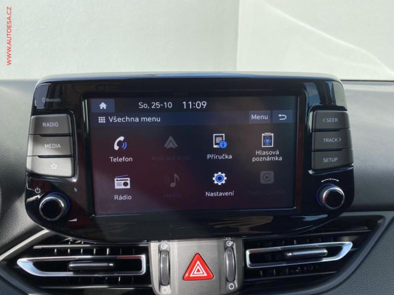 Hyundai i30 - hlavní fotka