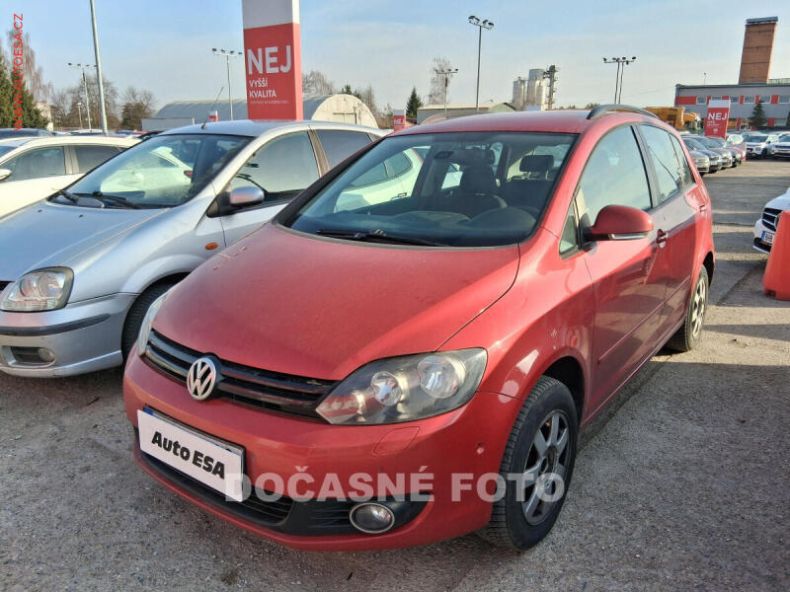 Volkswagen Golf - hlavní fotka inzerátu