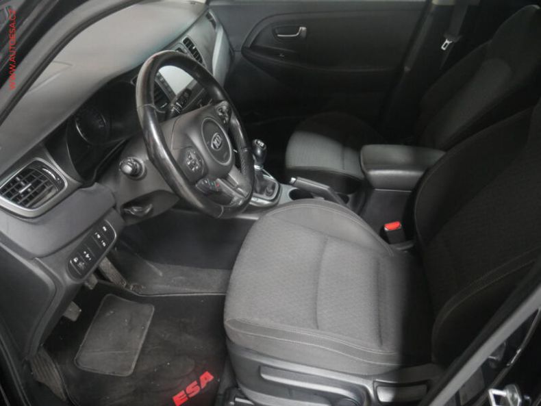 Kia Carens - hlavní fotka