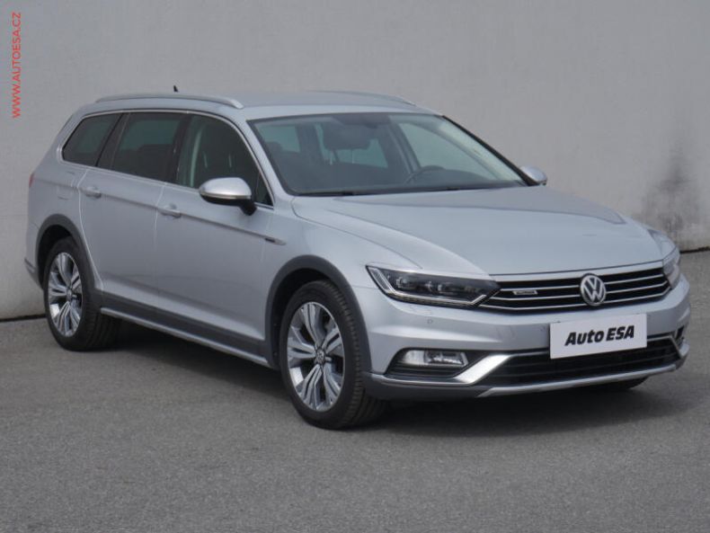 Volkswagen Passat - hlavní fotka inzerátu