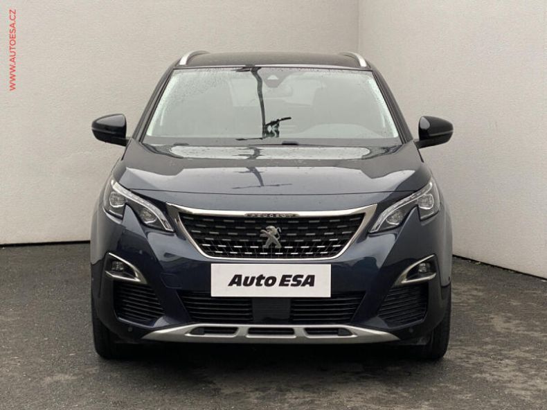 Peugeot 5008 - hlavní fotka