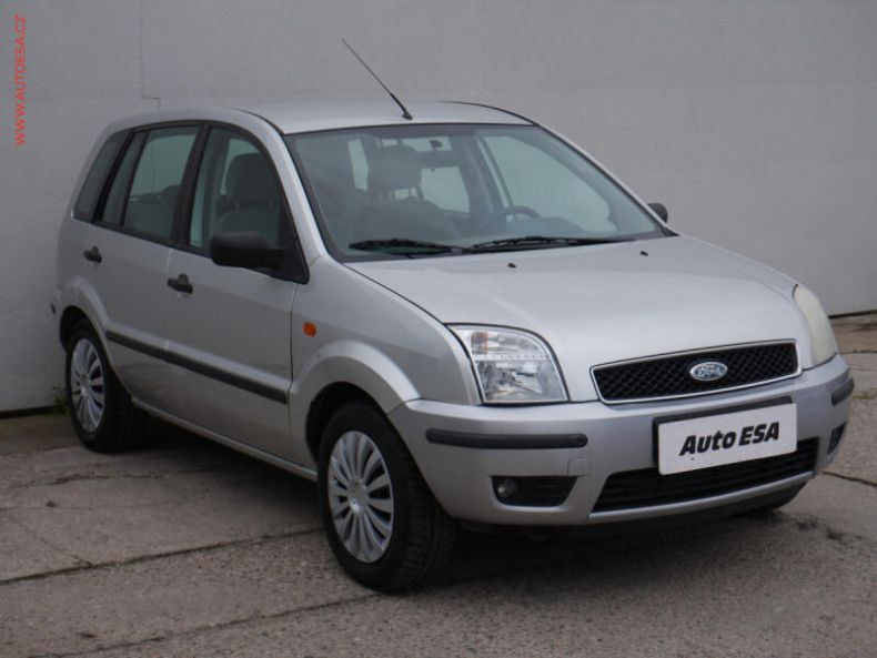 Ford Fusion - hlavní foto