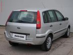 Ford Fusion - fotka číslo 3