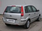 Ford Fusion - fotka číslo 3