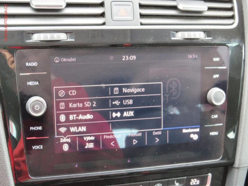 Volkswagen Golf - hlavní fotka