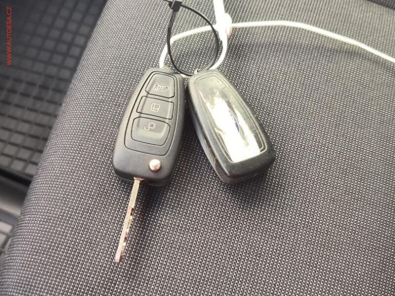 Ford Transit - hlavní fotka