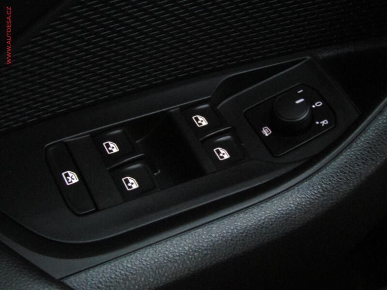 Škoda Octavia - hlavní fotka