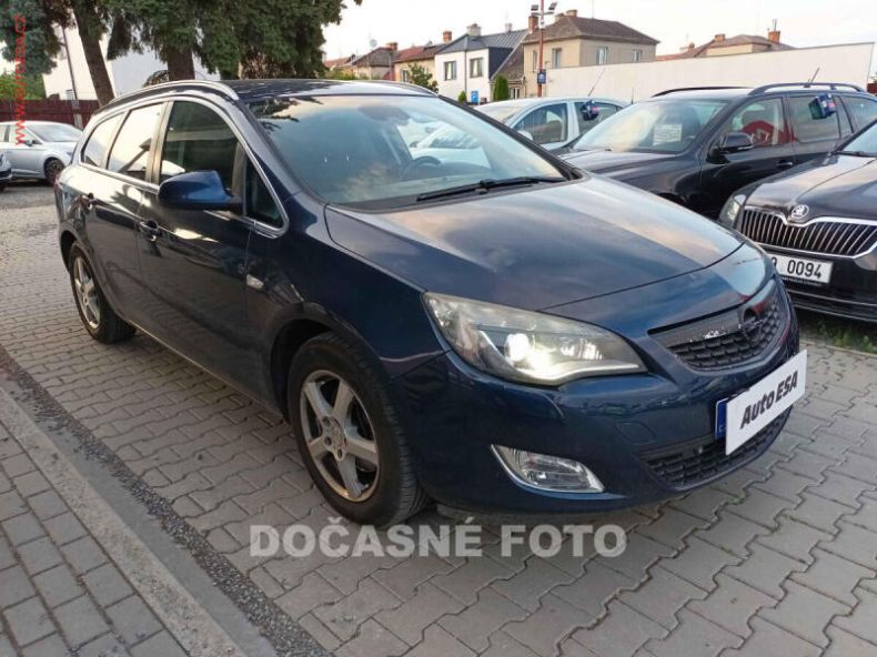 Opel Astra - hlavní fotka inzerátu