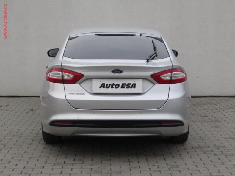 Ford Mondeo - hlavní fotka