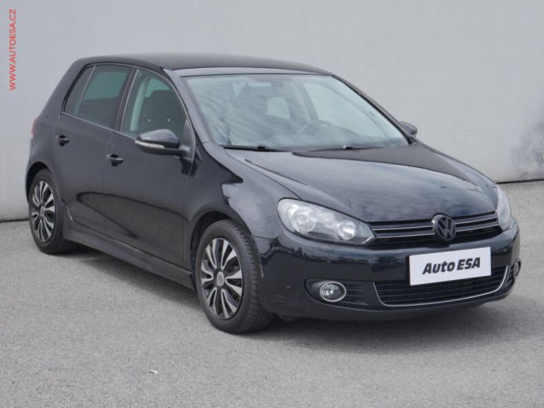 Volkswagen Golf - hlavní foto