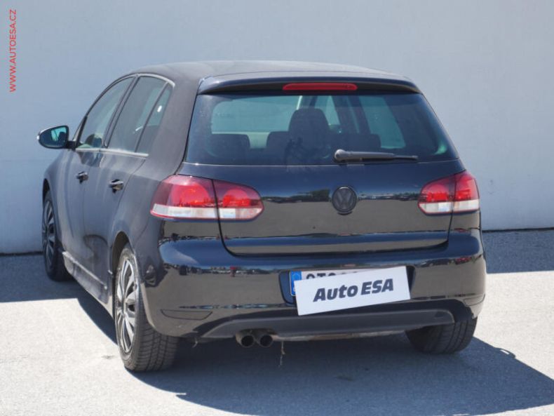 Volkswagen Golf - hlavní fotka